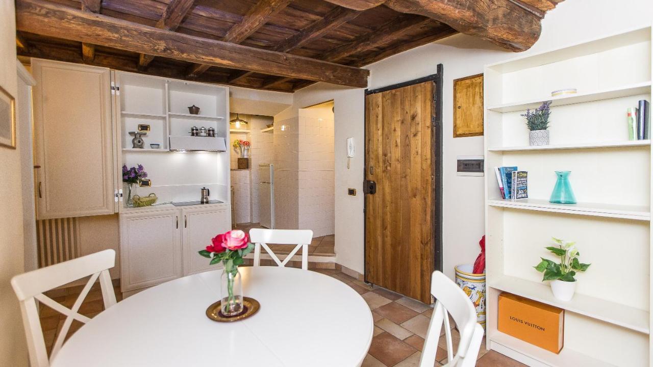 Rental In Rome Falegnami Buitenkant foto